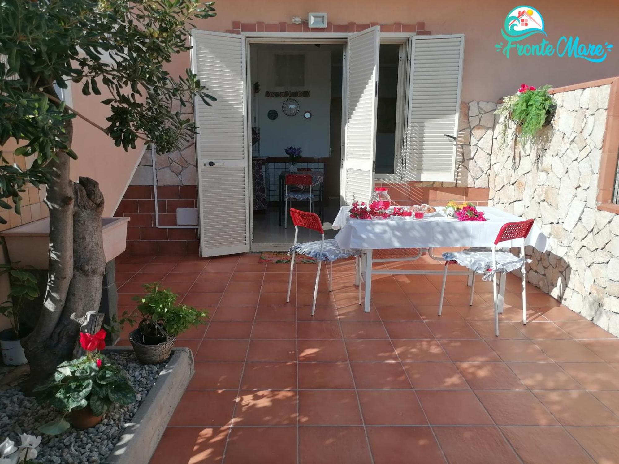 Casa Fronte Mare Villa Santa Teresa Di Riva Exterior foto